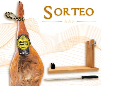 1 jamón + un lote de jamonero y cuchillo jamonero