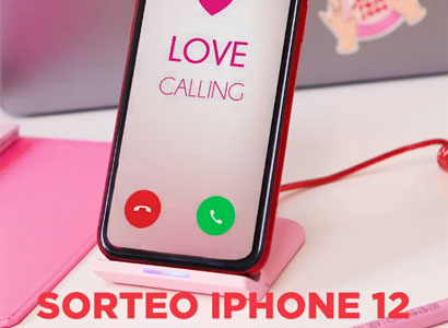 1 Iphone 12 rojo y 1 lote de You Are The Princess